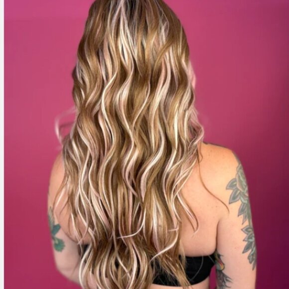 🦋Hang 10 Lacefront Wig purchased from Rebel Gypsy - Picture 3 of 7